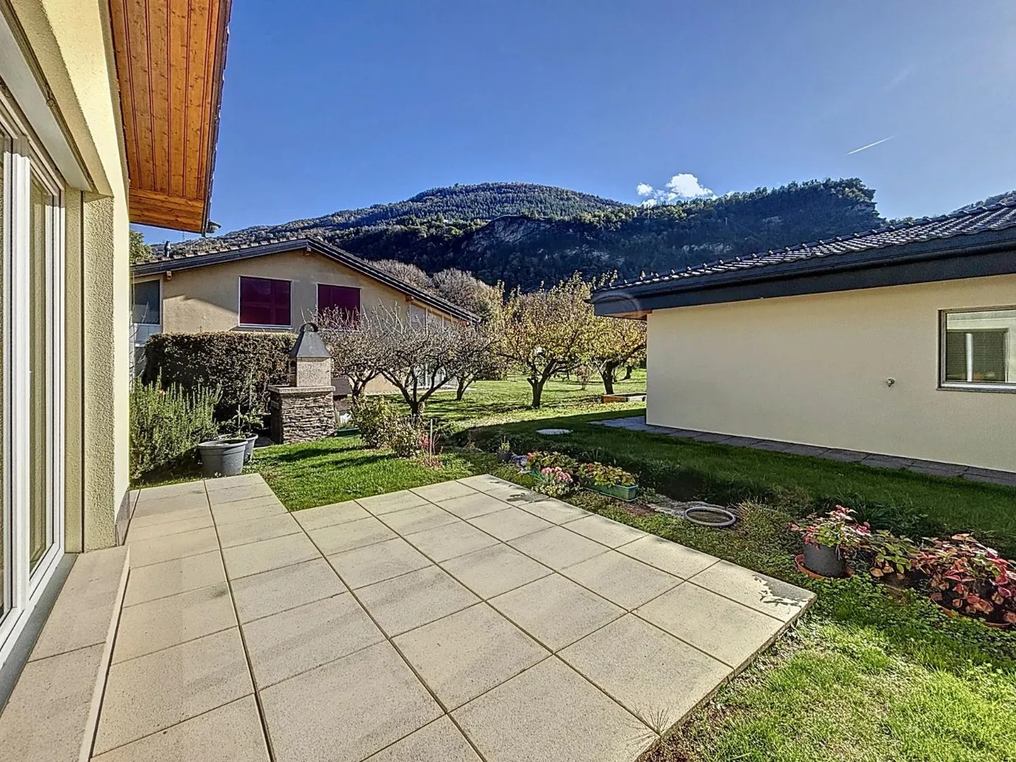 Villa familiale rénovée à Sion - Photo 9 sur 13