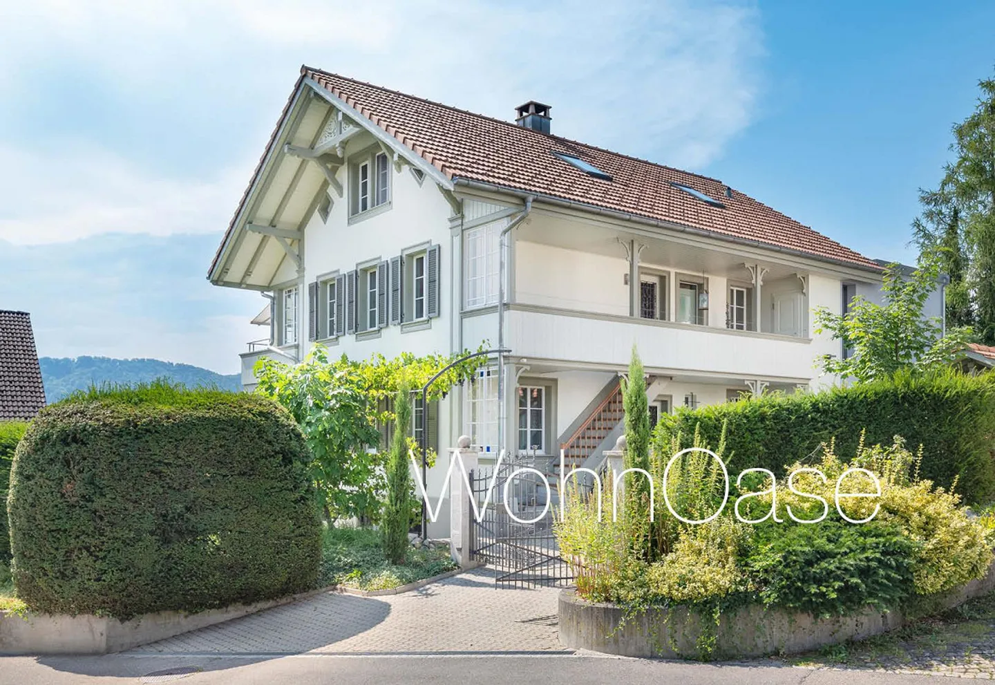 Maison bifamiliale exclusive avec oasis de jardin et piscine dans un emplacement privilégié... - Photo 1 sur 13