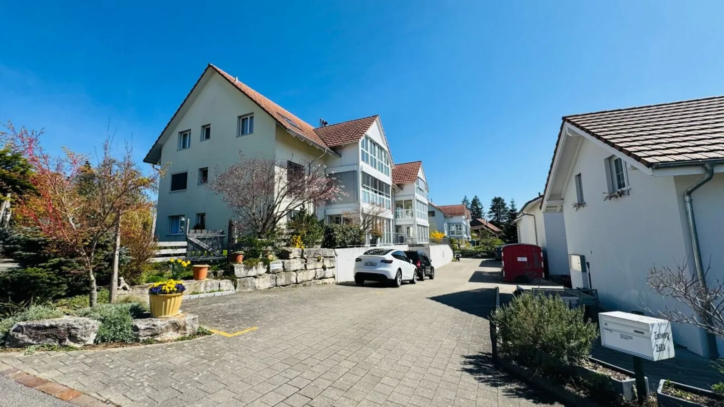 Geräumige 4.5 Zimmer Wohnung - Foto 2 von 16