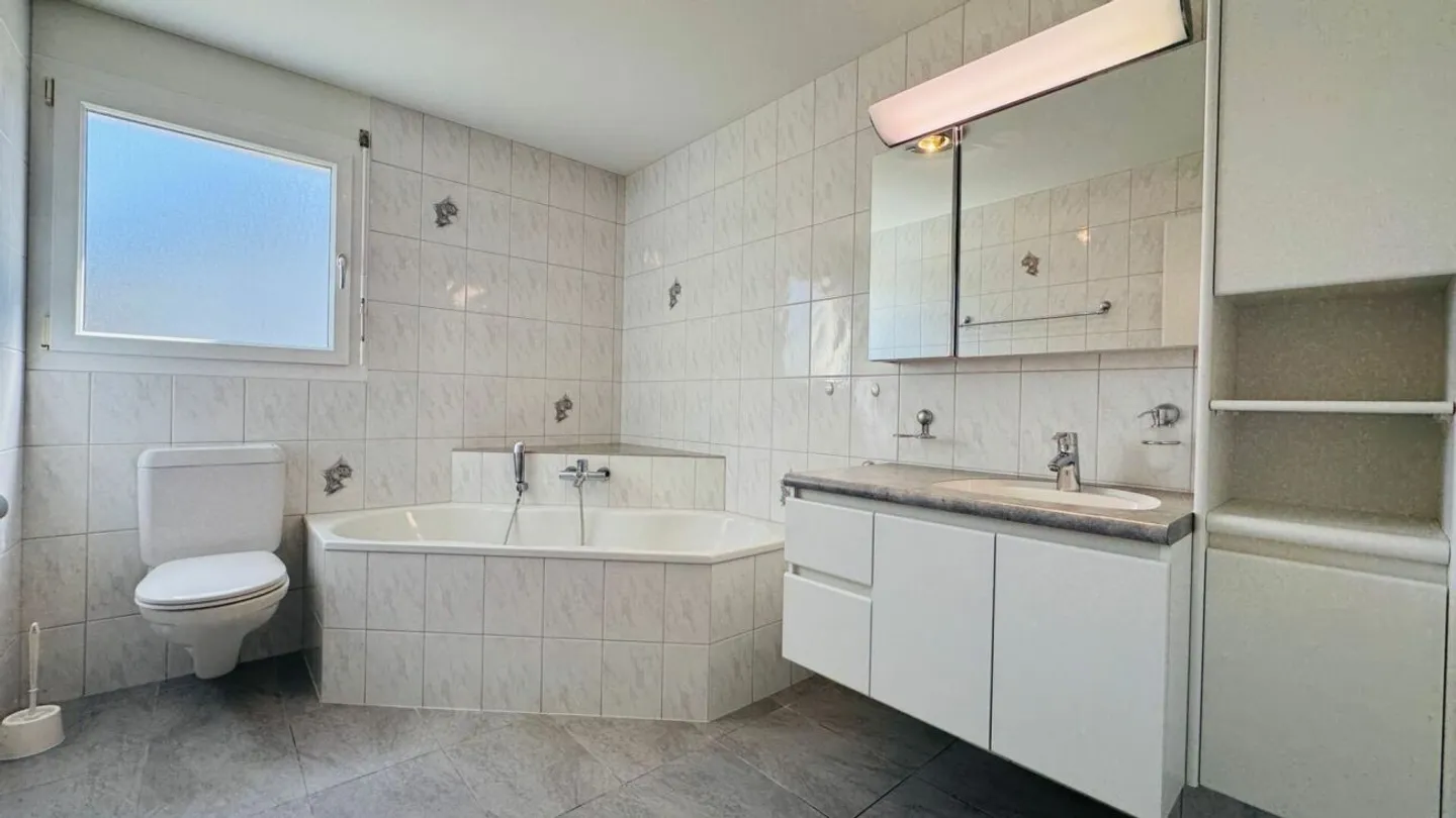 Geräumige 4.5 Zimmer Wohnung - Foto 8 von 16