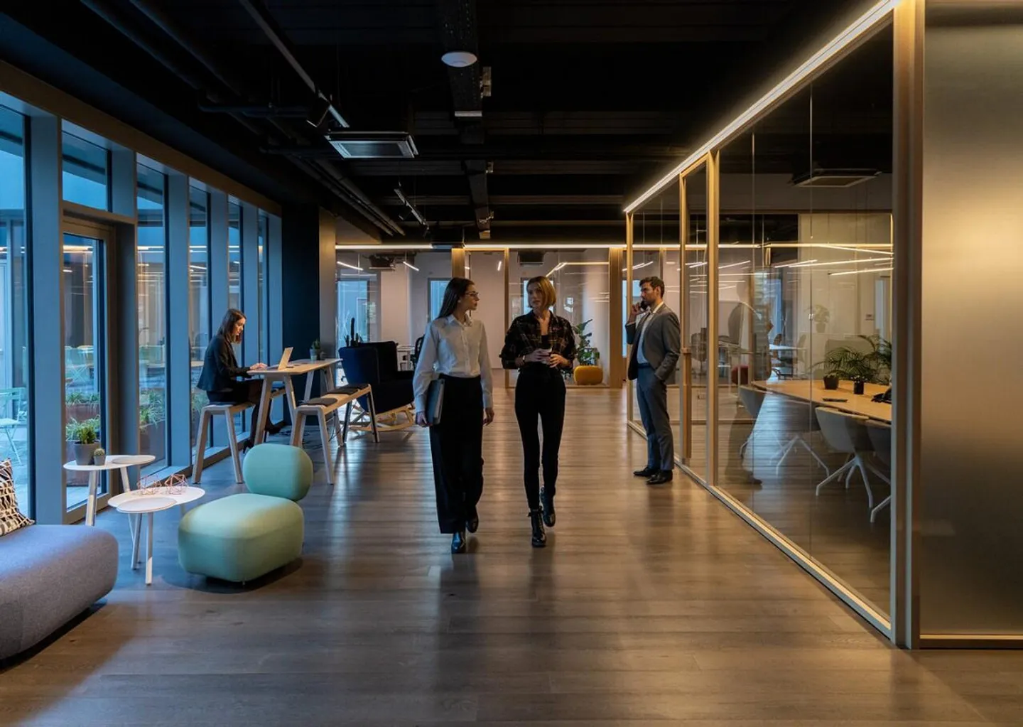 2 Bureaux Entièrement Meublés : 18m2 à CHF 850.- et 20m2 à CHF 950.- - Photo 5 sur 7