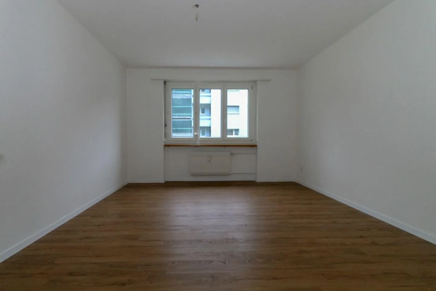 Beautiful 4.5-room apartment with 2 balconies - continuously renovated - Photo 7 of 9