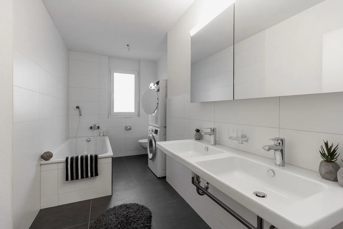 Apartment in a central location - 10 minutes walk from the center - Photo 3 of 7