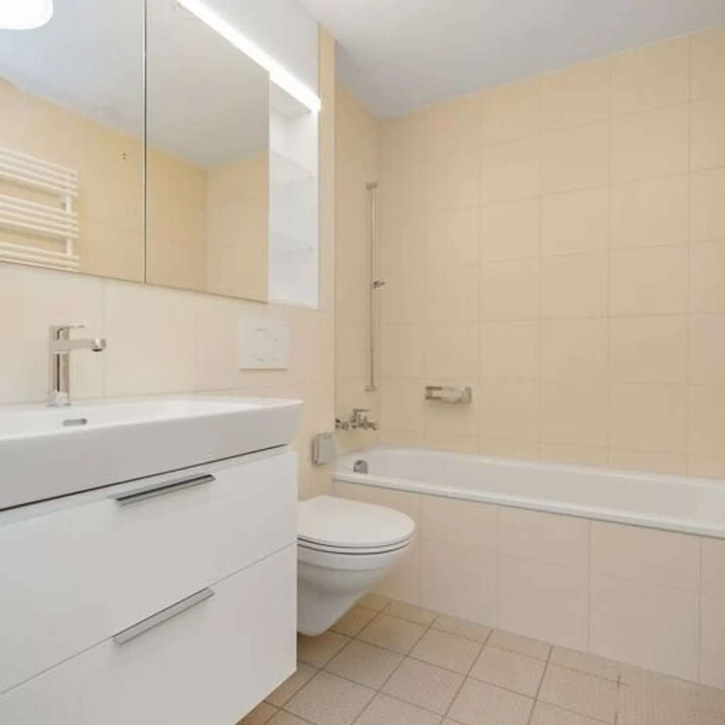 Appartamento Attico Incantevole a Bienne - Foto 7 di 13