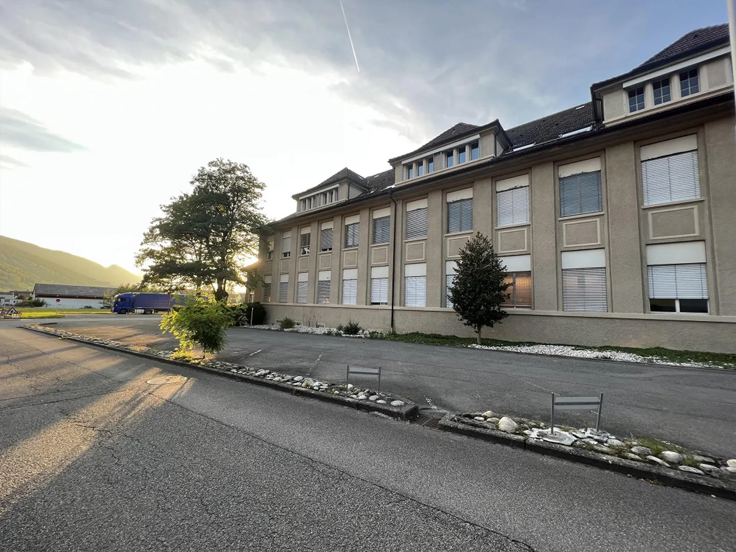 Espaces commerciaux et de bureau à partir de 20m2 à louer à Balsthal - Photo 1 sur 13