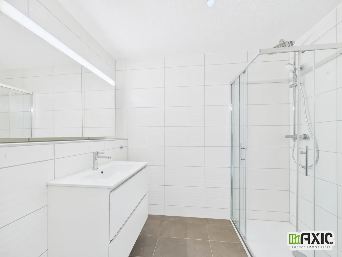 For sale - Beautiful 3.5-room apartment of 75 m² bright on the 2nd floor - Photo 12 of 13