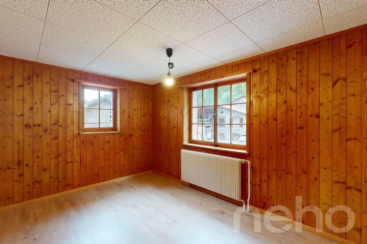 House with Stable and 661 m² Plot in Idyllic Location in Vättis SG - Photo 7 of 12