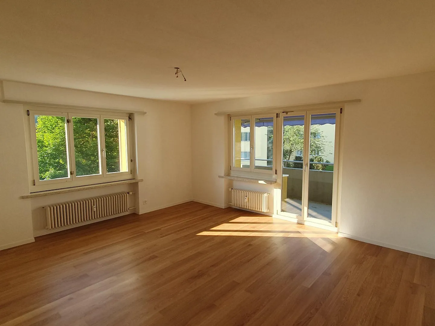 Appartamento attraente di 3.0 stanze - Foto 1 di 6