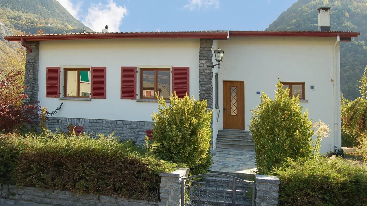 IN AFFITTO VILLA 5.5 STANZE A CHIPPIS - SIERRE - Foto 8 di 12