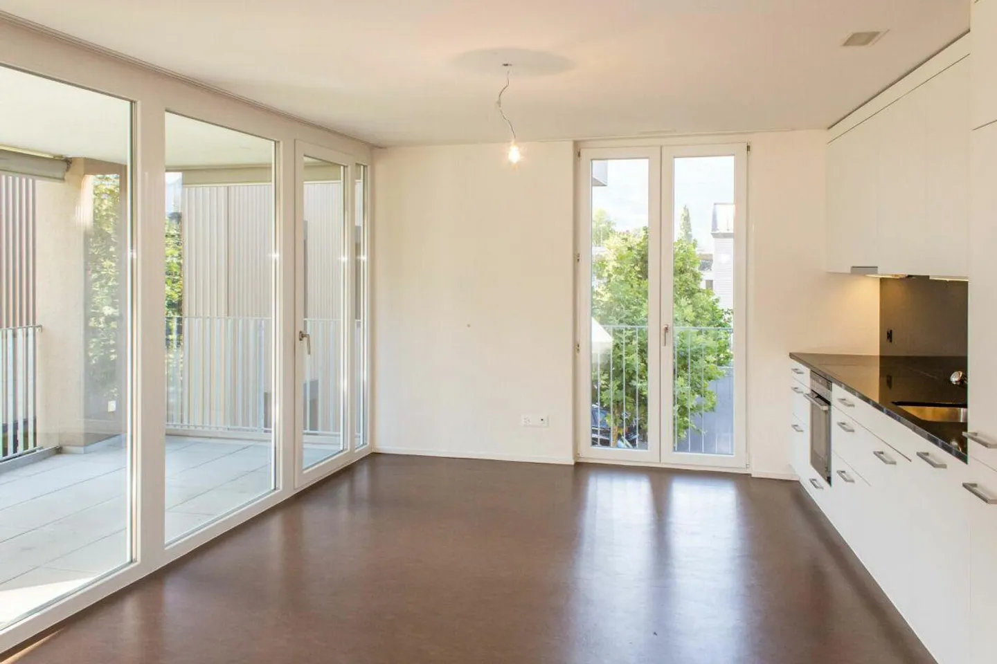 Top apartment near city center and train station - Photo 2 of 12