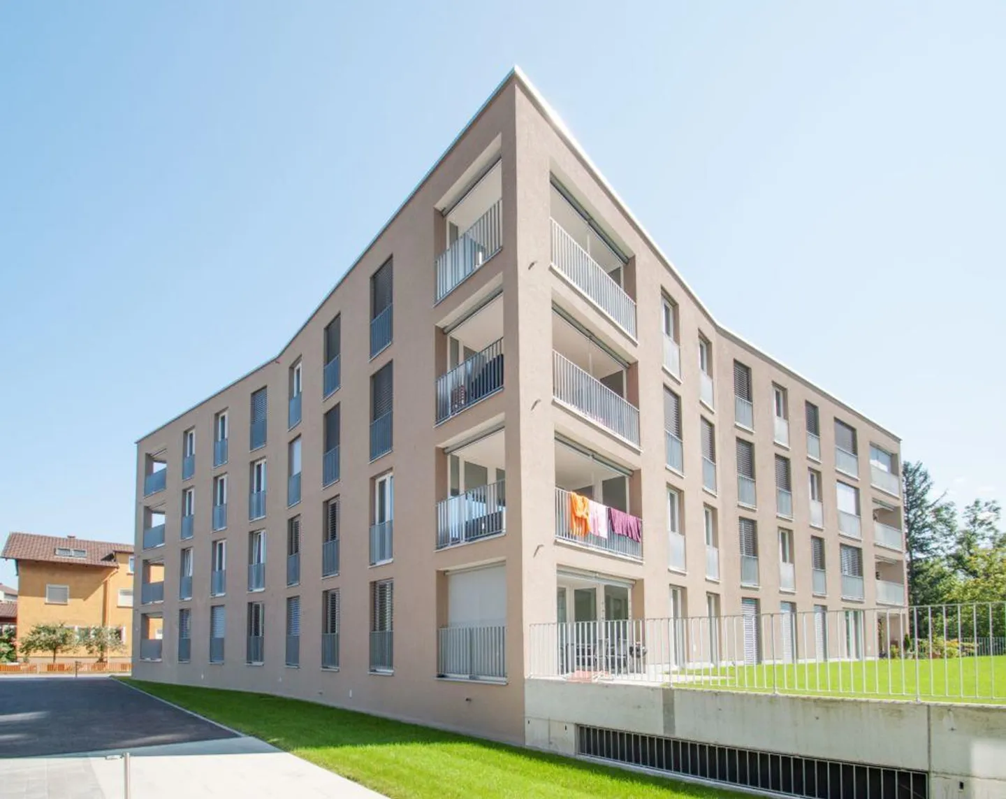 Top apartment near city center and train station - Photo 12 of 12