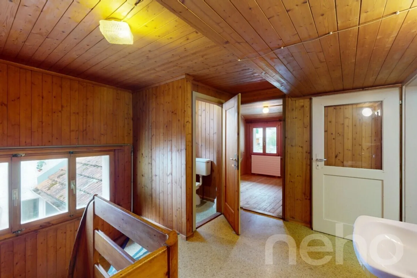 House with Stable and 661 m² Plot in Idyllic Location in Vättis SG - Photo 10 of 12