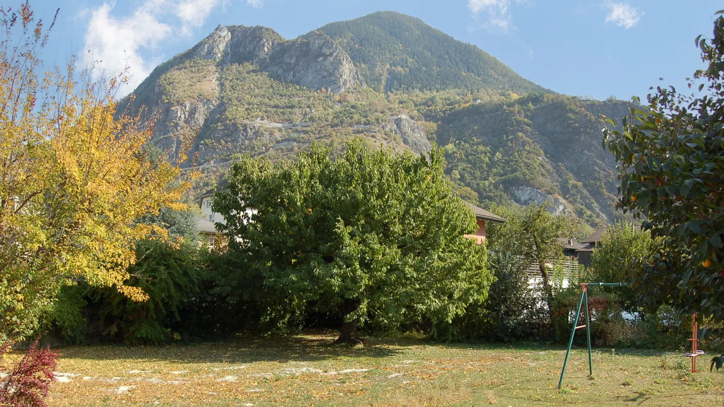 IN AFFITTO VILLA 5.5 STANZE A CHIPPIS - SIERRE - Foto 11 di 12