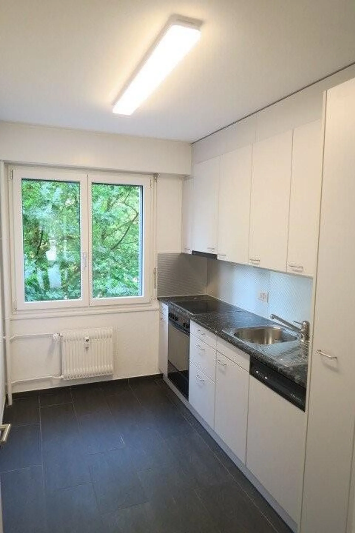 Bright, modern apartment in the Länggass district - Photo 1 of 8