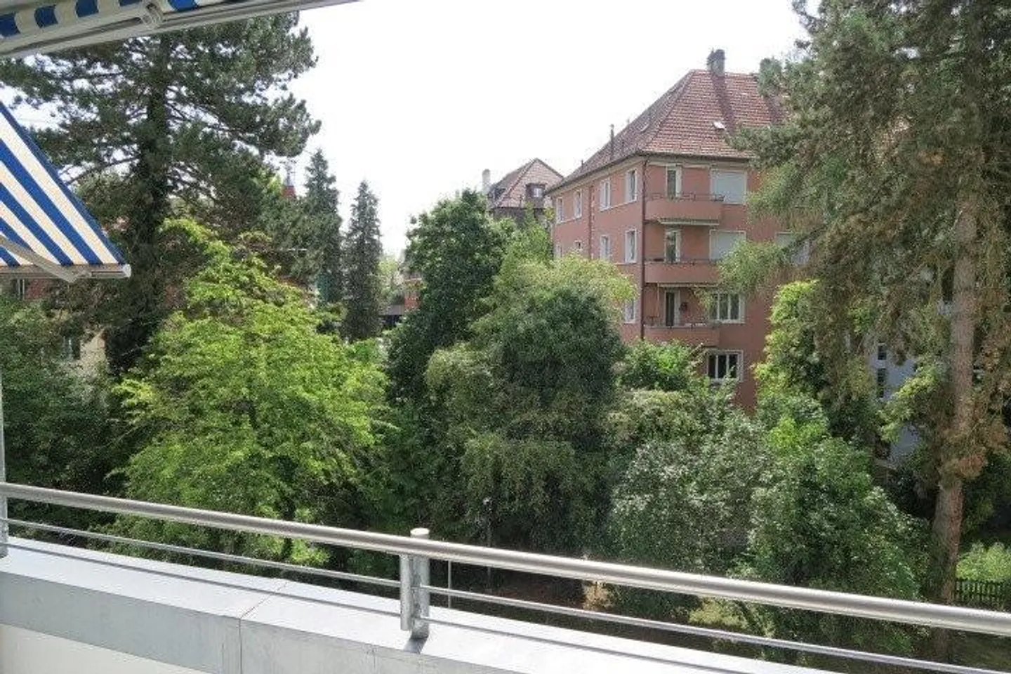Bright, modern apartment in the Länggass district - Photo 7 of 8