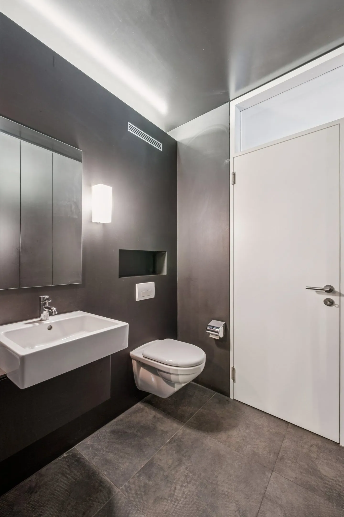 Residential Property for Design Enthusiasts - Photo 13 of 15