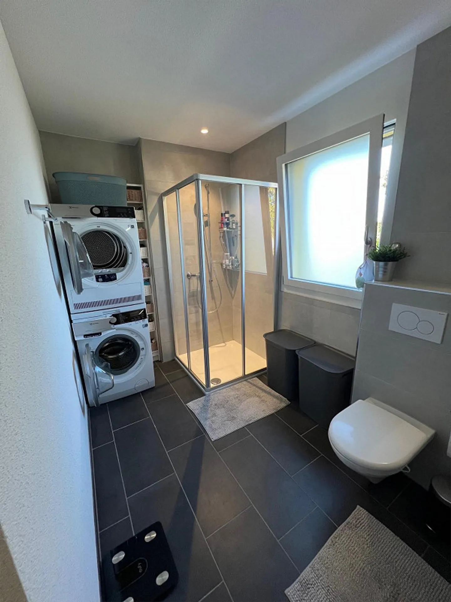 Appartement 5.5 pièces à Safenwil AG avec terrasse spacieuse - Photo 4 sur 11