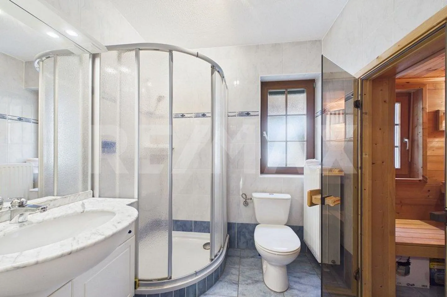 Modernes Einfamilienhaus in Cama - Foto 6 von 13