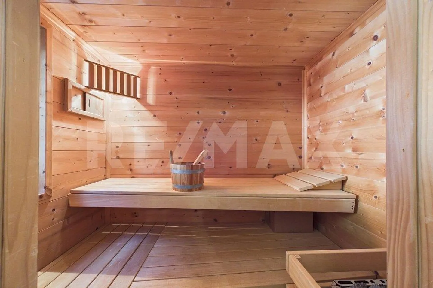 Modernes Einfamilienhaus in Cama - Foto 7 von 13