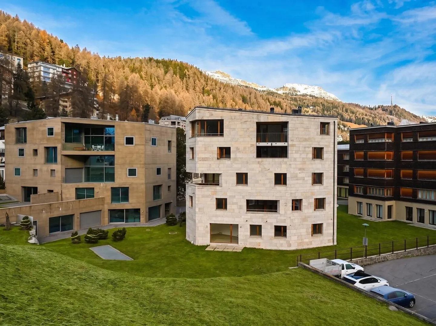Elegant Chalet in St. Moritz - Photo 1 of 11