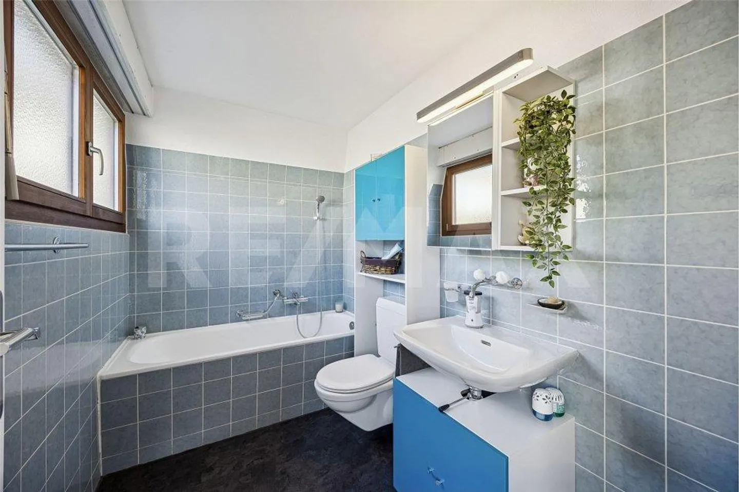 Teilrenoviertes Einfamilienhaus mit Photovoltaikanlage - Foto 10 von 13