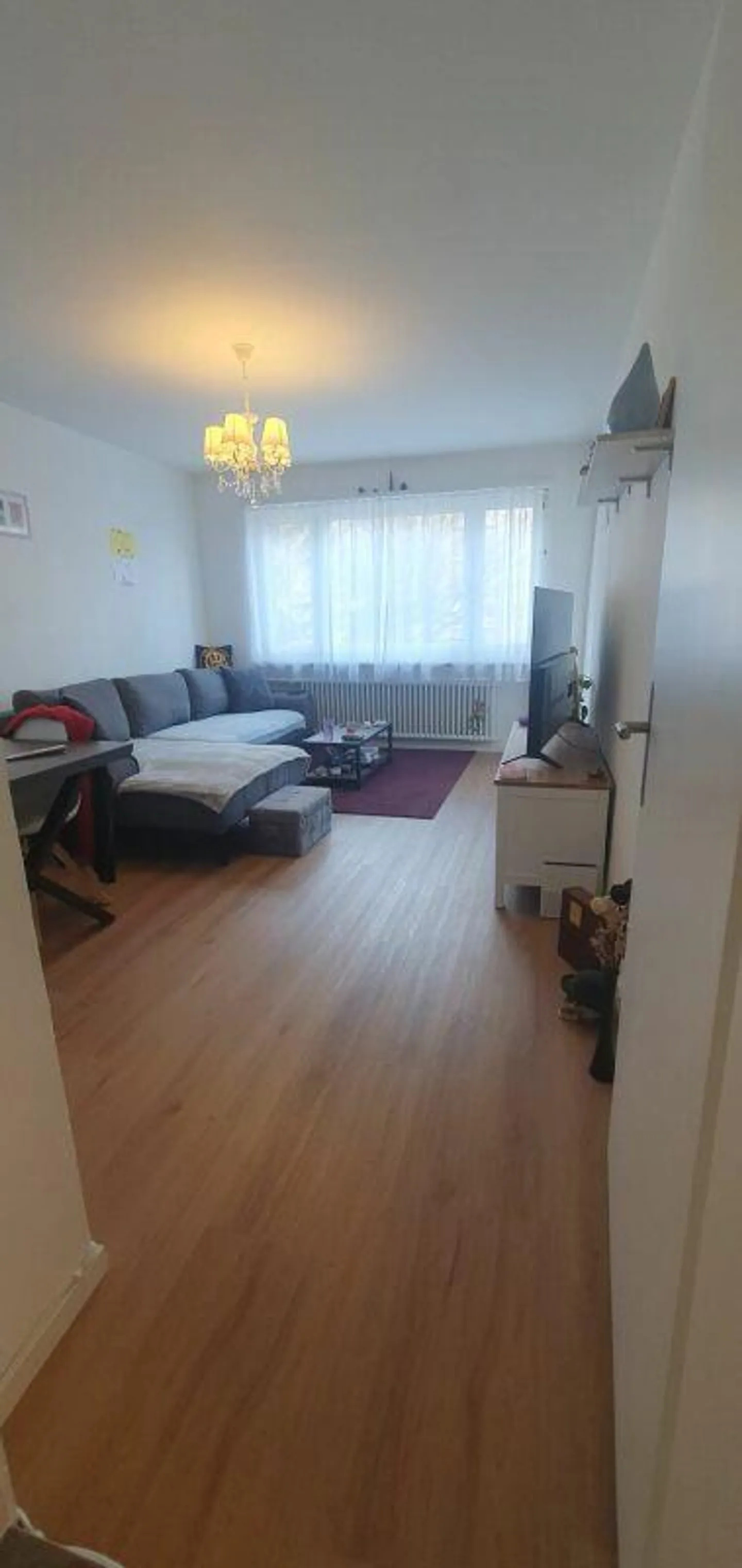 4-room apartment with balcony and magnificent views - Photo 5 of 12