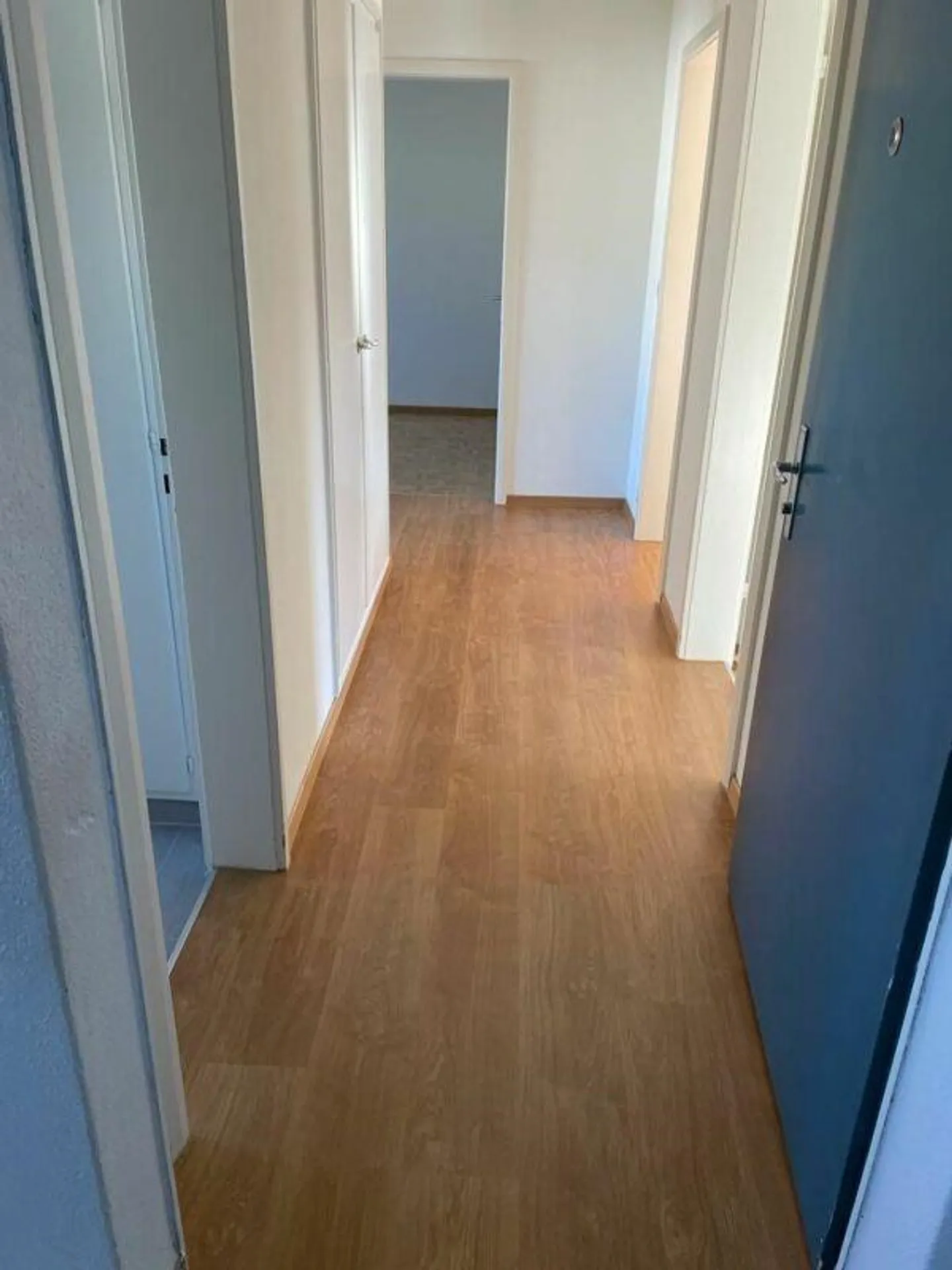 Bell'appartamento di 3 stanze - Foto 7 di 17