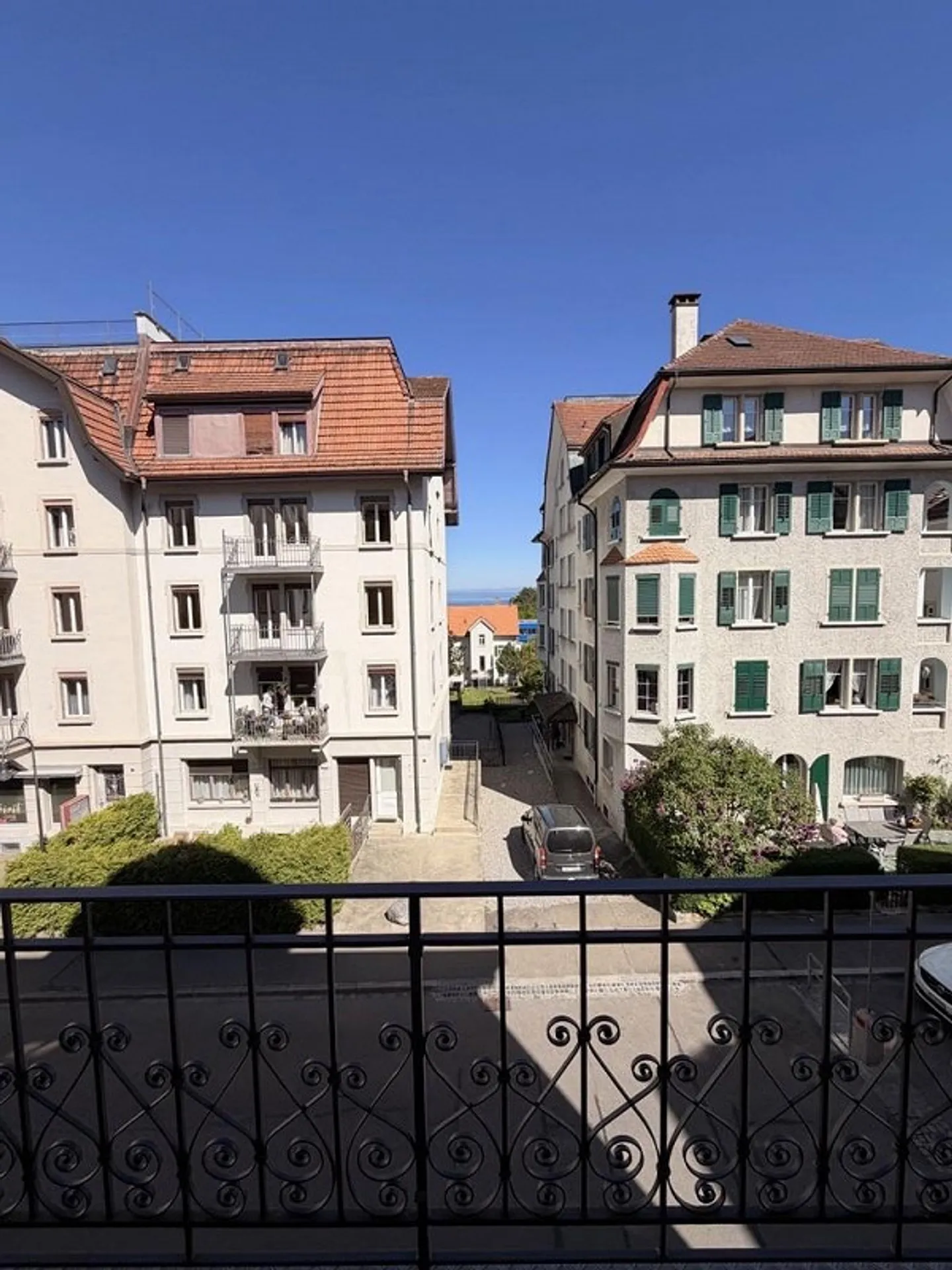 Stilvolle 4.5-Zimmer-Wohnung mit Balkon - Foto 6 von 13