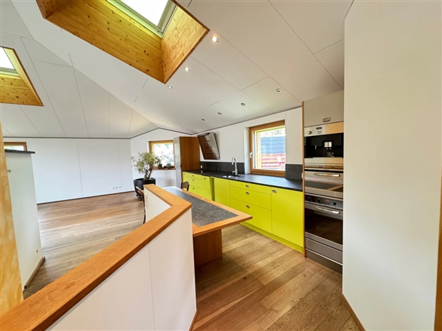 5.5-room maisonette apartment with terrace and view in Mosnang - Photo 5 of 13