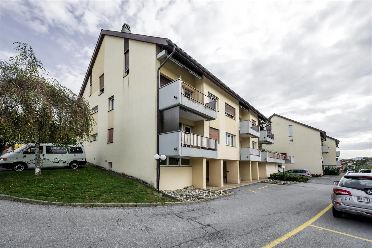 Geräumige 4-Zimmer-Wohnung mit Balkon - Foto 1 von 3