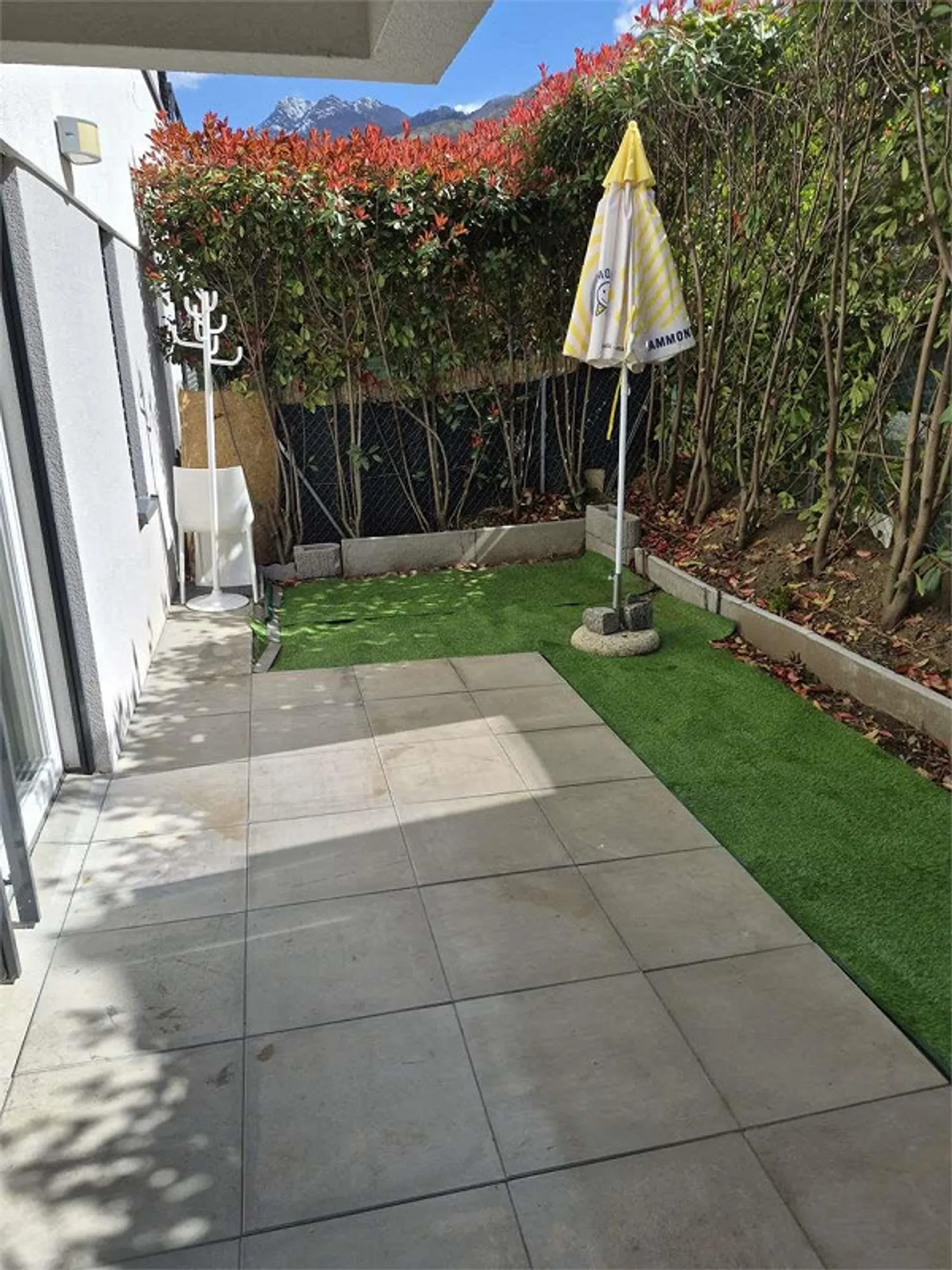 Cadenazzo - Modernes Studio mit privatem Garten in Neubau - Foto 3 von 4