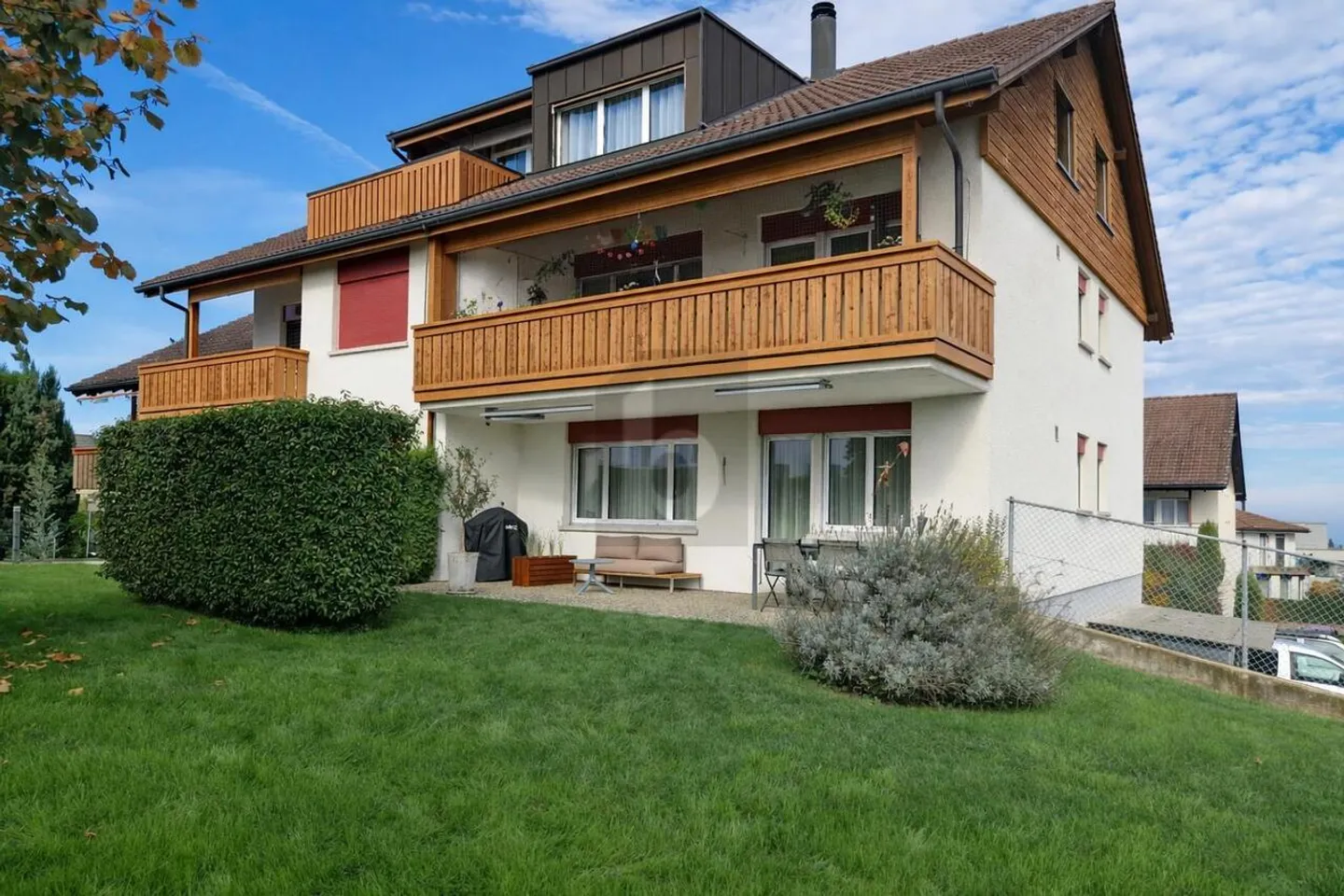 OFFERTE - RISTRUTTURAZIONE DI ALTA QUALITÀ CON GIARDINO! - Foto 1 di 6