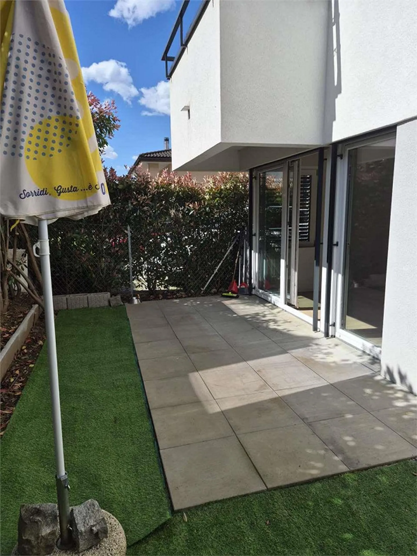 Cadenazzo - Modernes Studio mit privatem Garten in Neubau - Foto 4 von 4