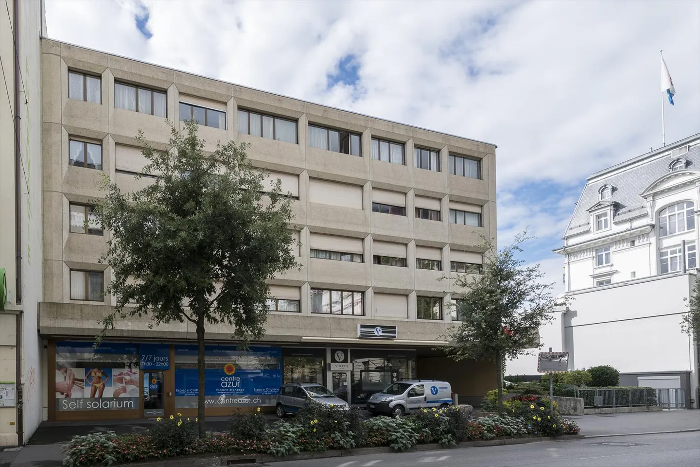 In affitto parcheggio interno - Foto 2 di 3