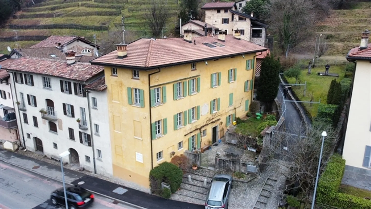 GRANDE APPARTEMENT DANS LA MAISON DE 700 - Photo 1 sur 14