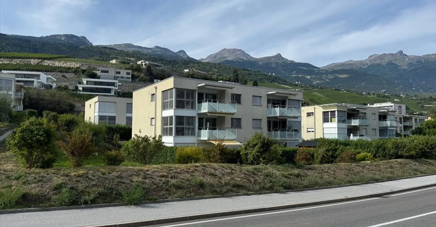 For Sale Magnificent 4.5 Room Apartment - Photo 1 of 10
