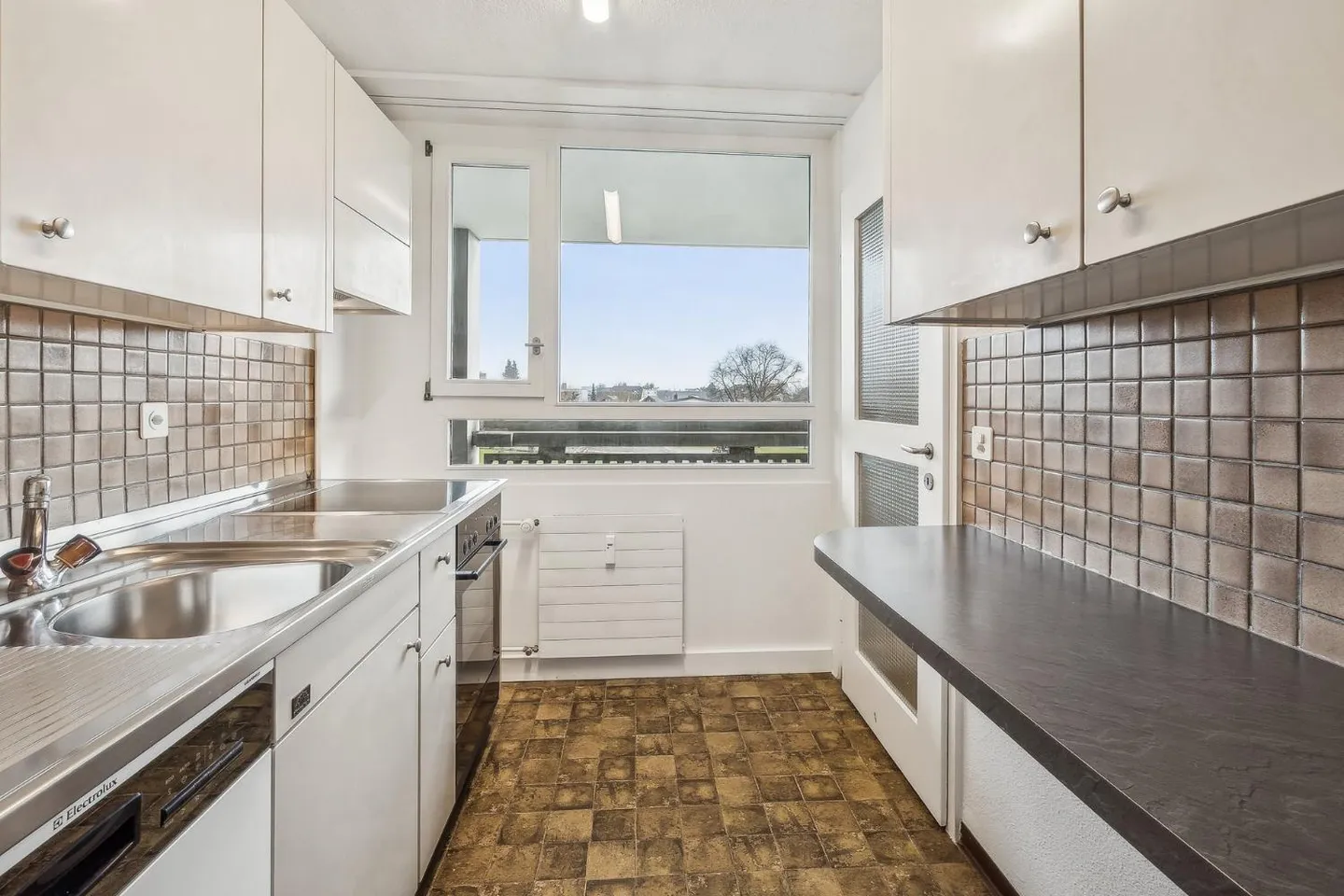 Gemütliche Wohnung mit Balkonblick - Foto 4 von 8