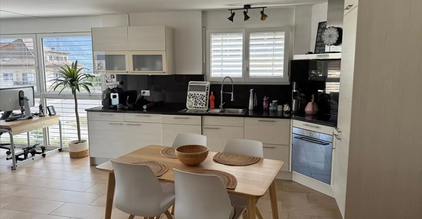 For Sale Magnificent 4.5 Room Apartment - Photo 3 of 10