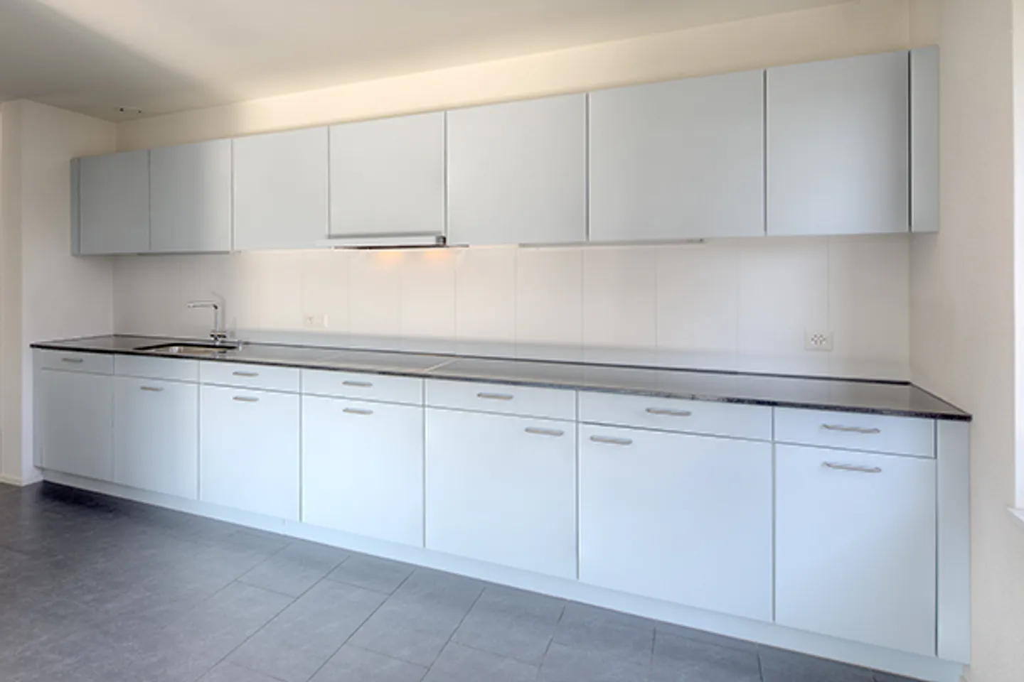 AFFITTO SENZA DEPOSITO - Appartamento confortevole in buona posizione - Foto 4 di 13