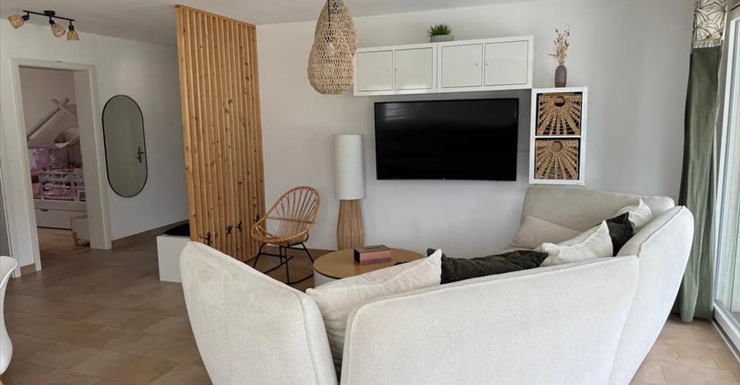 For Sale Magnificent 4.5 Room Apartment - Photo 4 of 10