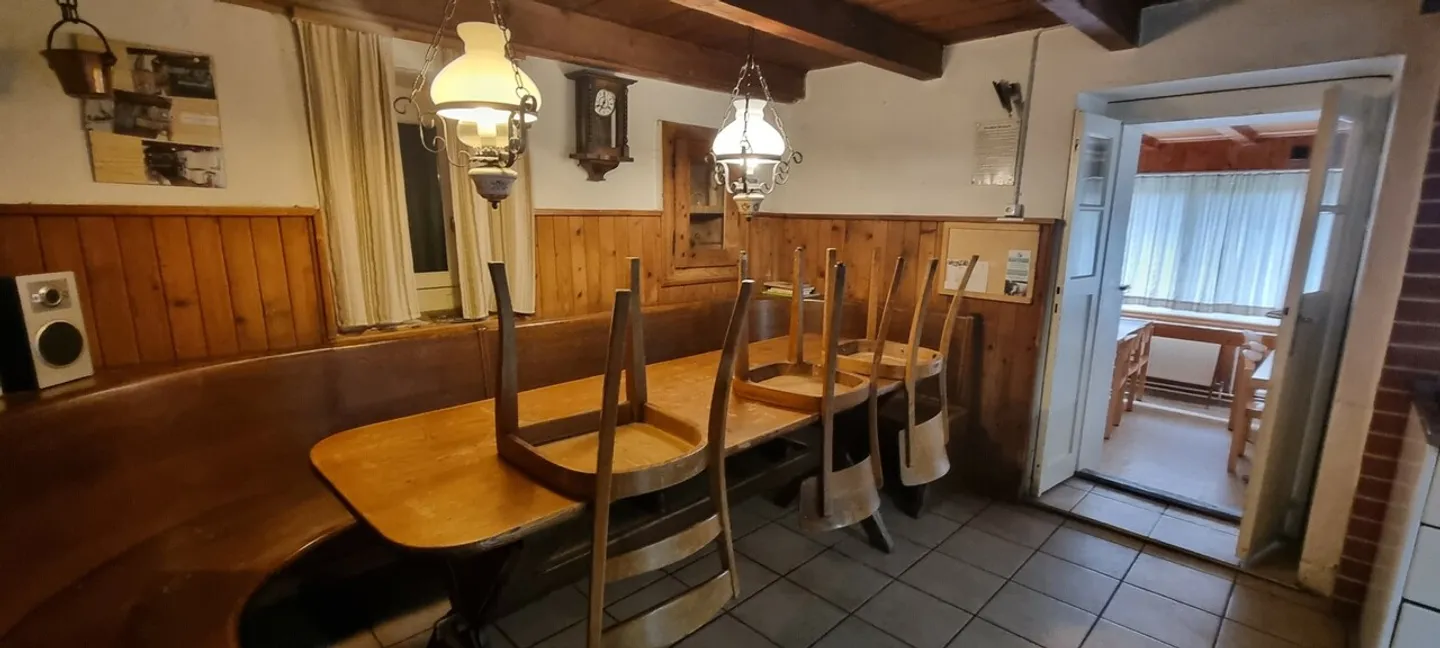 Grande chalet con grande potenziale, un rifugio di pace nella natura - Foto 6 di 10