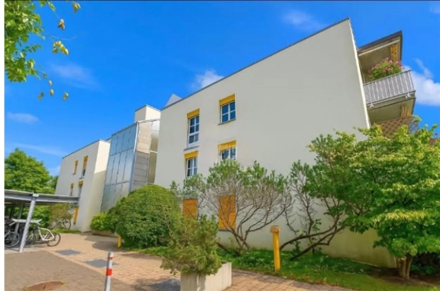 4.5-room apartment with balcony in Lyss - quiet & family-friendly - Photo 1 of 10