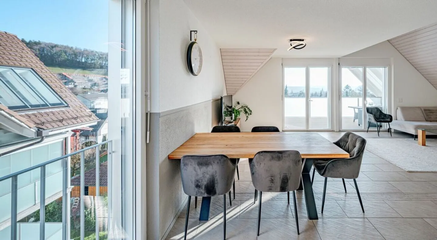 MAISONETTE UNICA CON VISTA NEL LONTANO - Foto 1 di 8