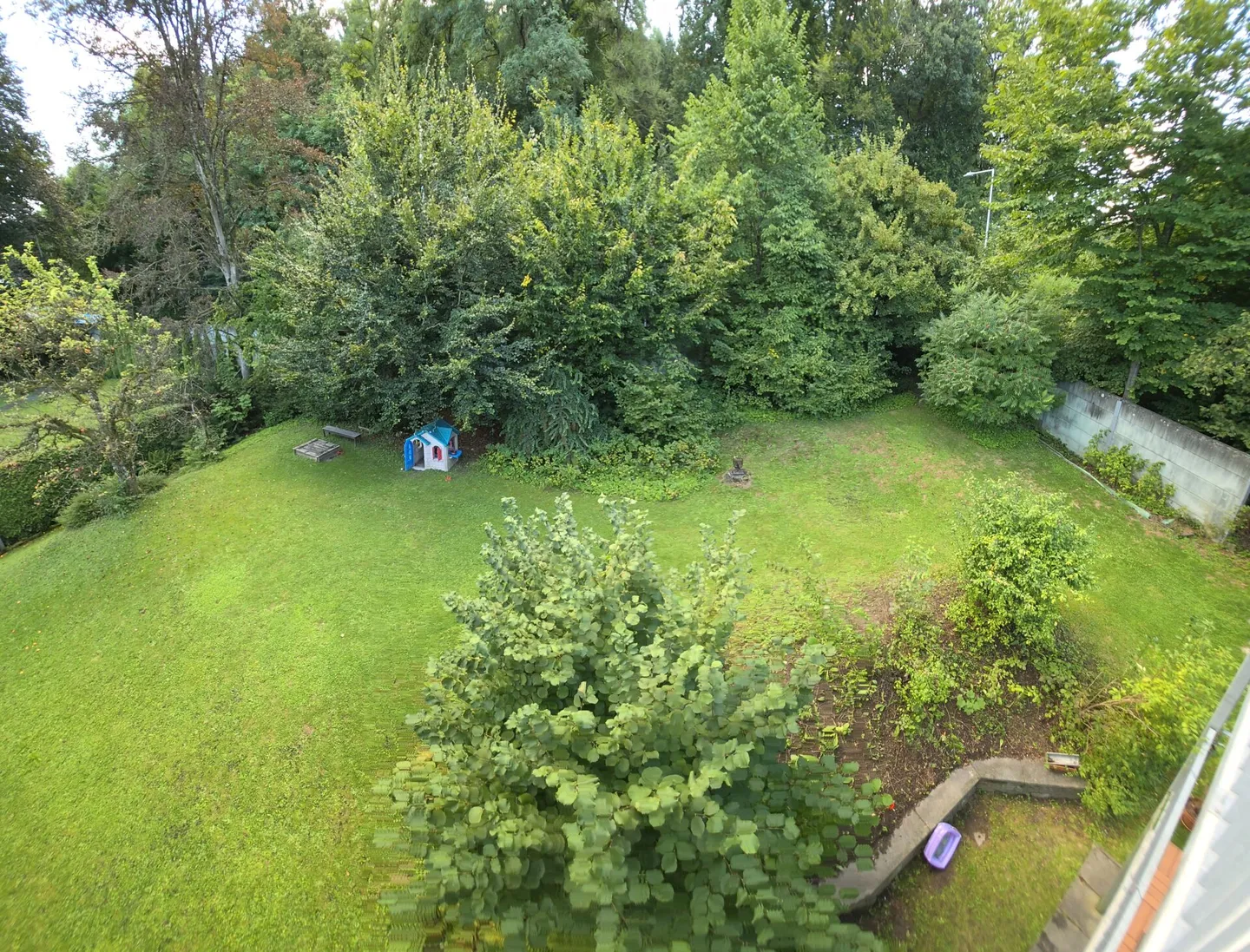Partially renovated 4-room apartment in Liebefeld for rent! - Photo 3 of 14