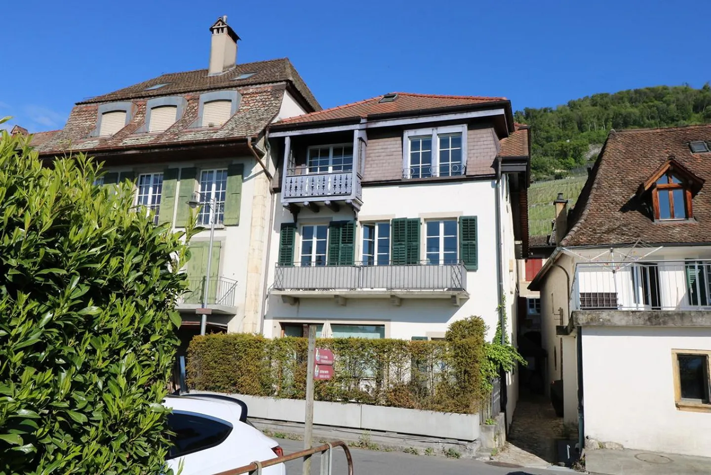 Charmante Wohnung mit Seeblick - Foto 2 von 8