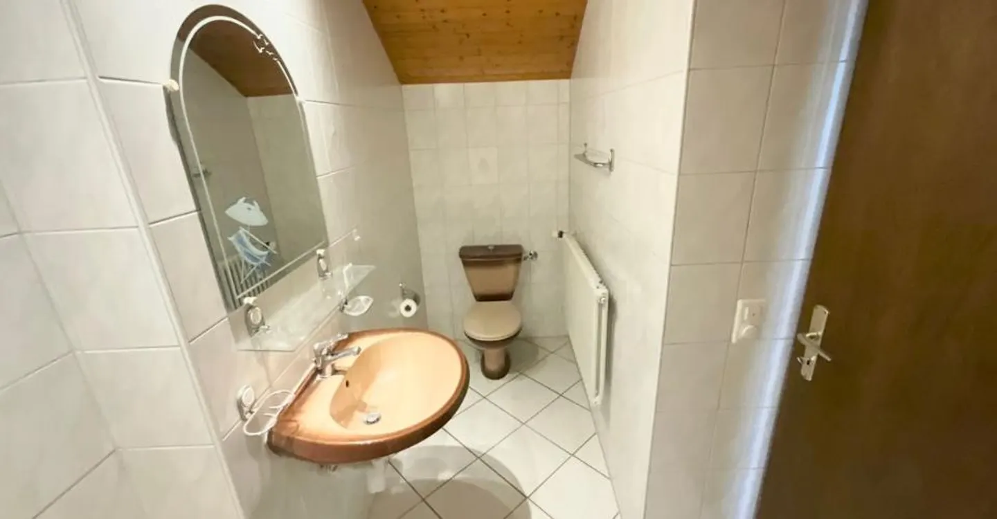Bright ground floor apartment - beautiful volumes and versatile spaces - Photo 8 of 13