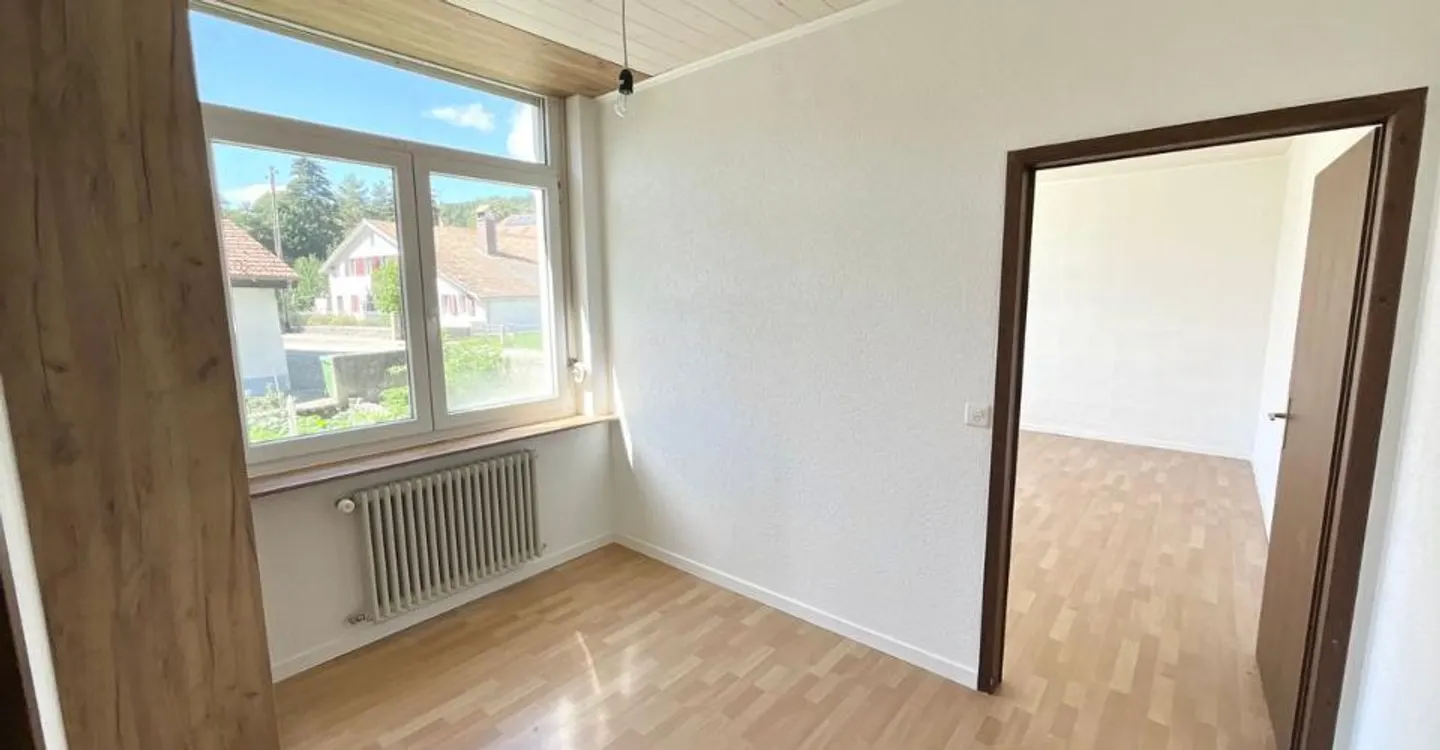 Bright ground floor apartment - beautiful volumes and versatile spaces - Photo 12 of 13