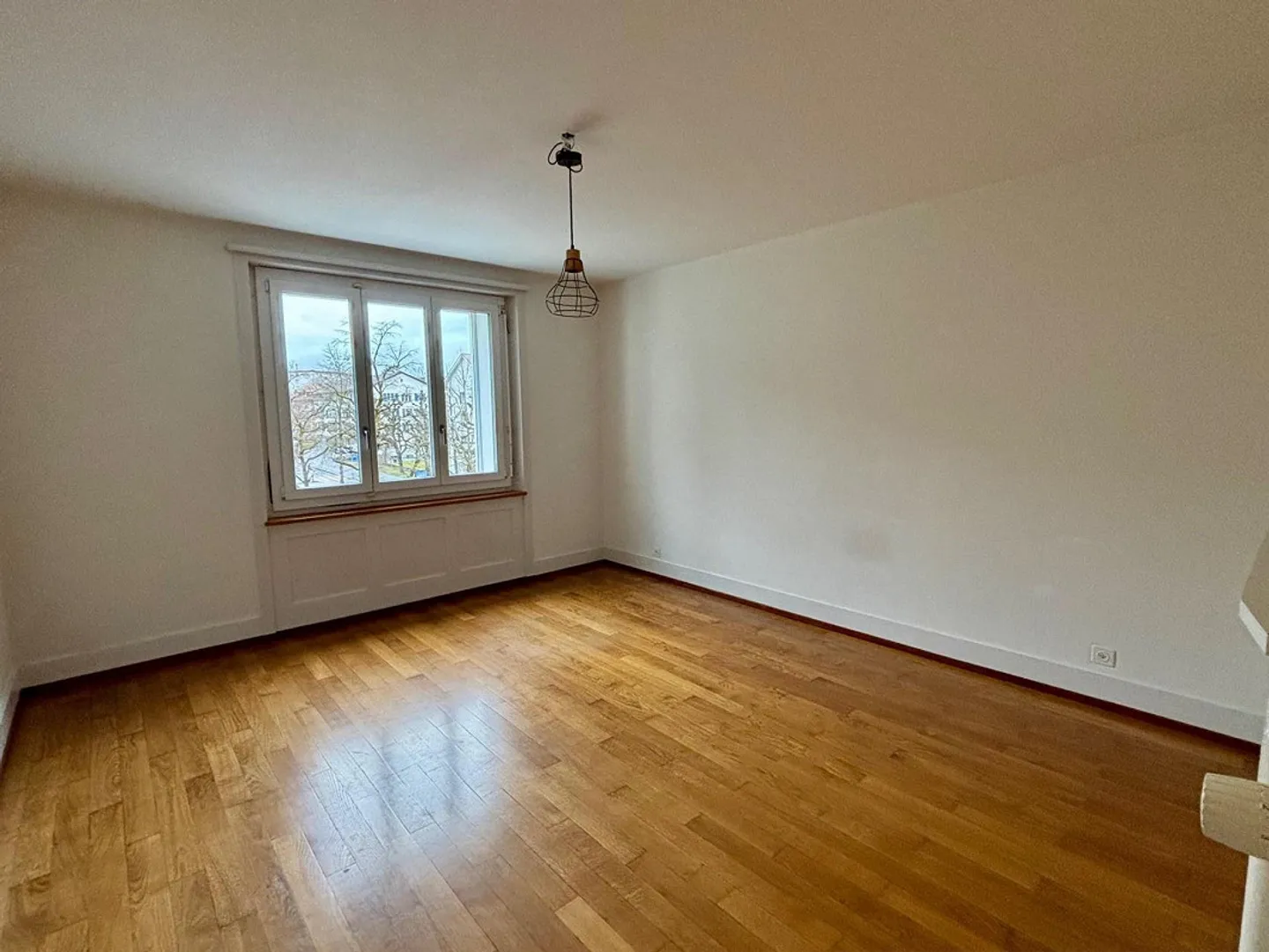 Appartement moderne près d'Europaplatz - Photo 4 sur 7