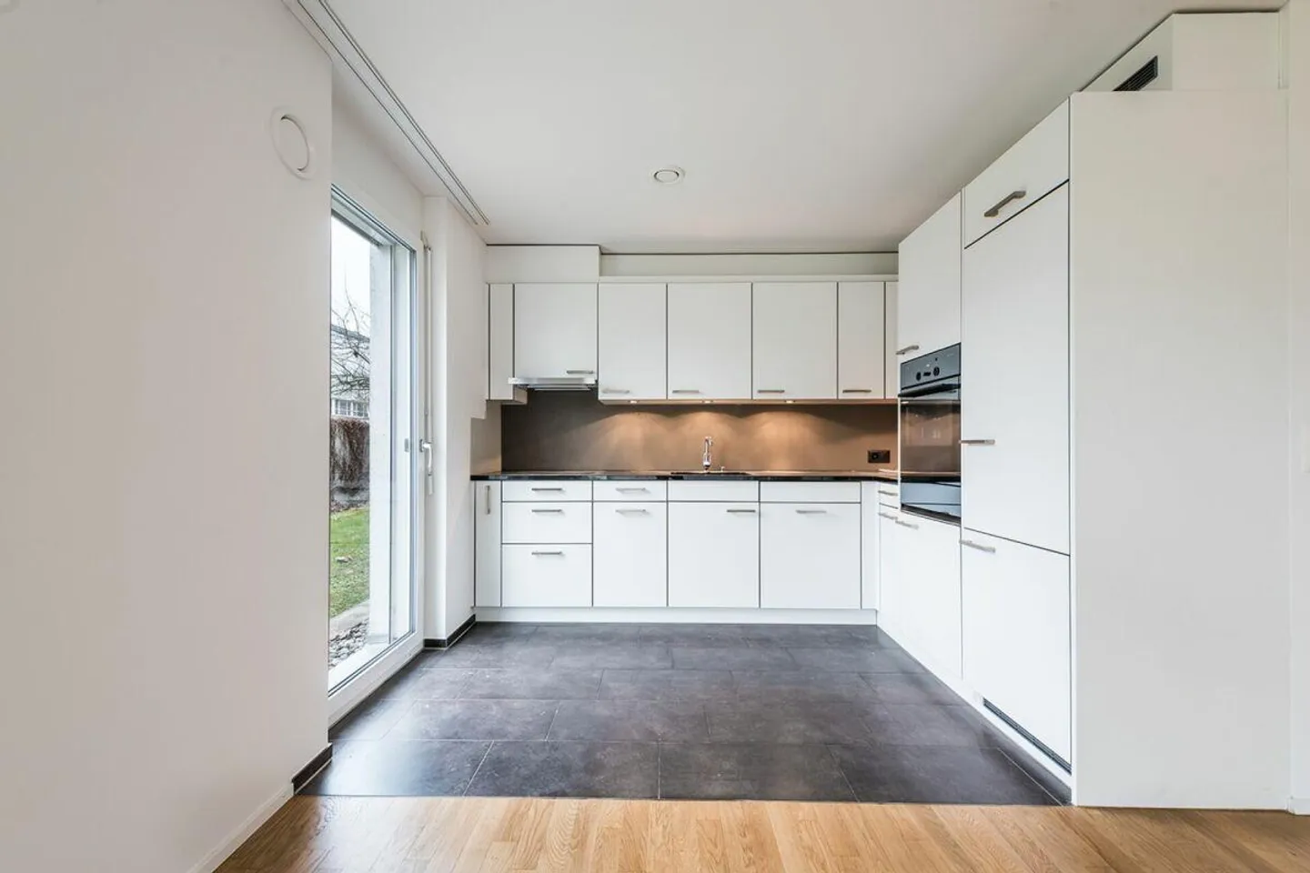 Charmante 3½-Zimmer-Wohnung - Foto 2 von 9