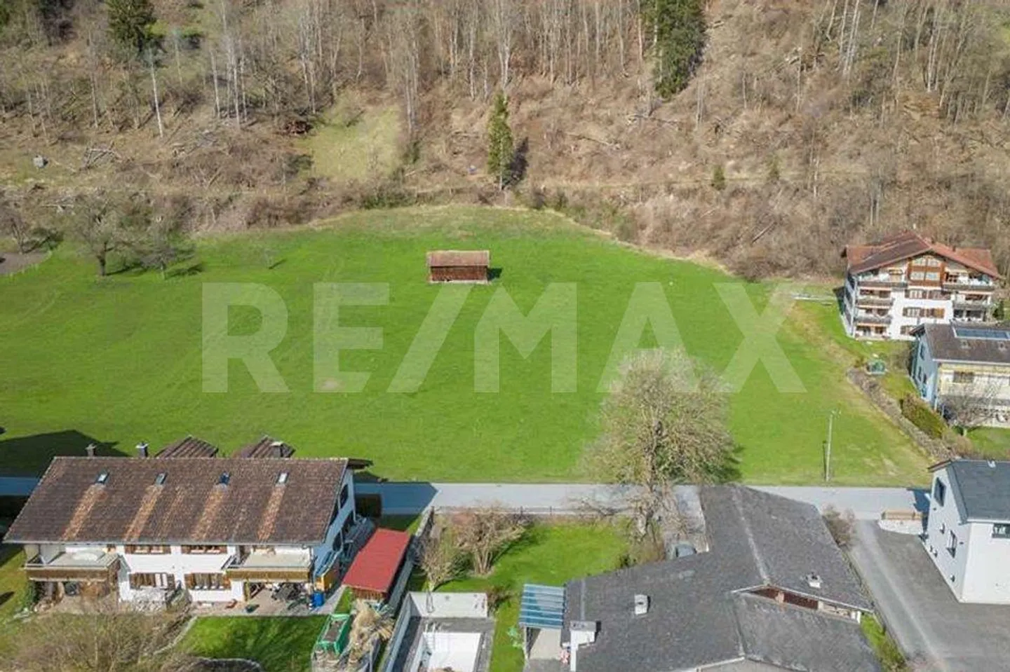 Energiebewusst wohnen! Garglas.ch 4½-Zimmer-Wohnung E9 mit Anteil a... - Foto 11 von 12